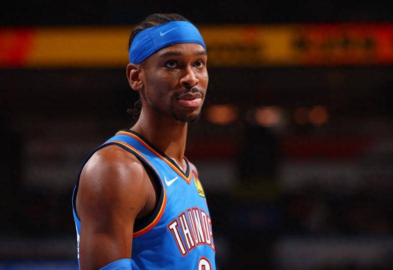 NBA变天！欧洲天才统治MVP榜，新世代用三分轰碎传统