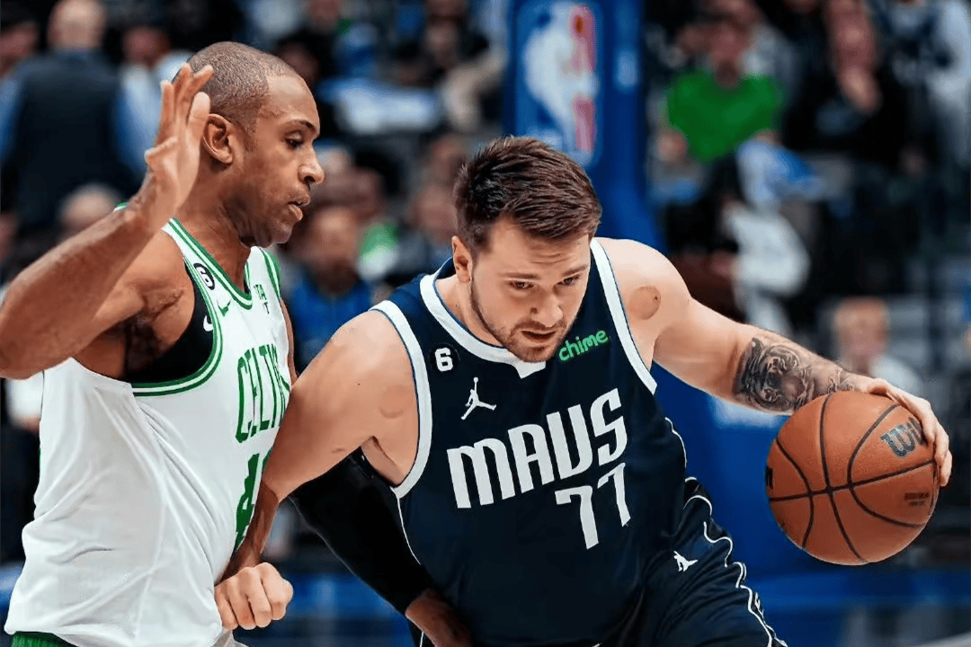 爆冷!卫冕冠军轰然倒下,NBA最强夺冠黑马诞生,其他球队怎么打