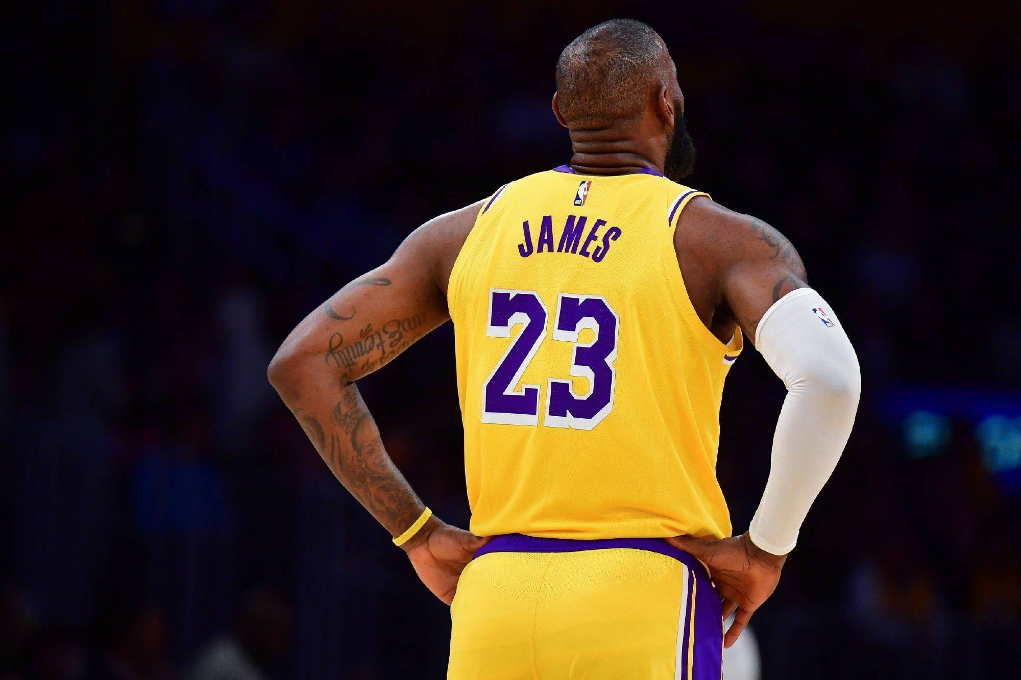 NBA交易传闻：勒布朗·詹姆斯预计在交易截止日期前以6800万美元的价格重回热火