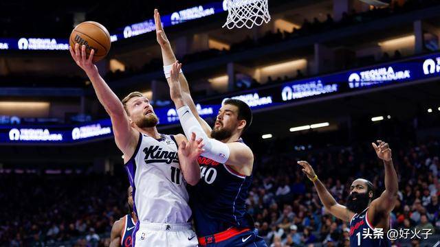 坏消息，多曼塔斯·萨博尼斯因腿筋受伤将缺蓆(xí)国王队赛季揭幕战