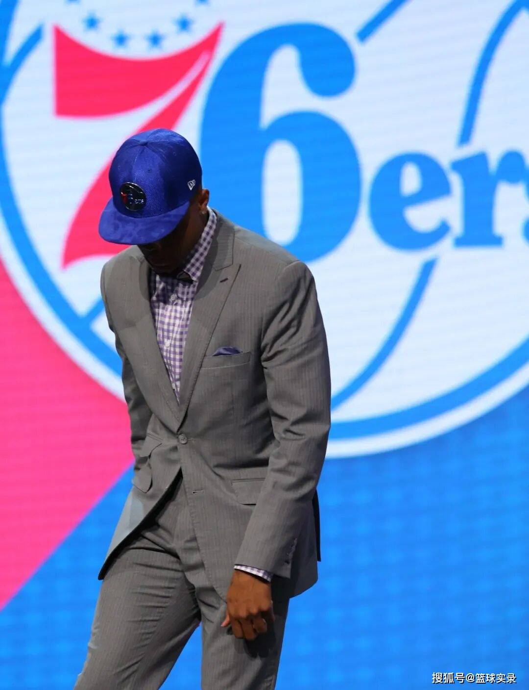 彻底没球打了!富尔茨还能重返NBA吗?