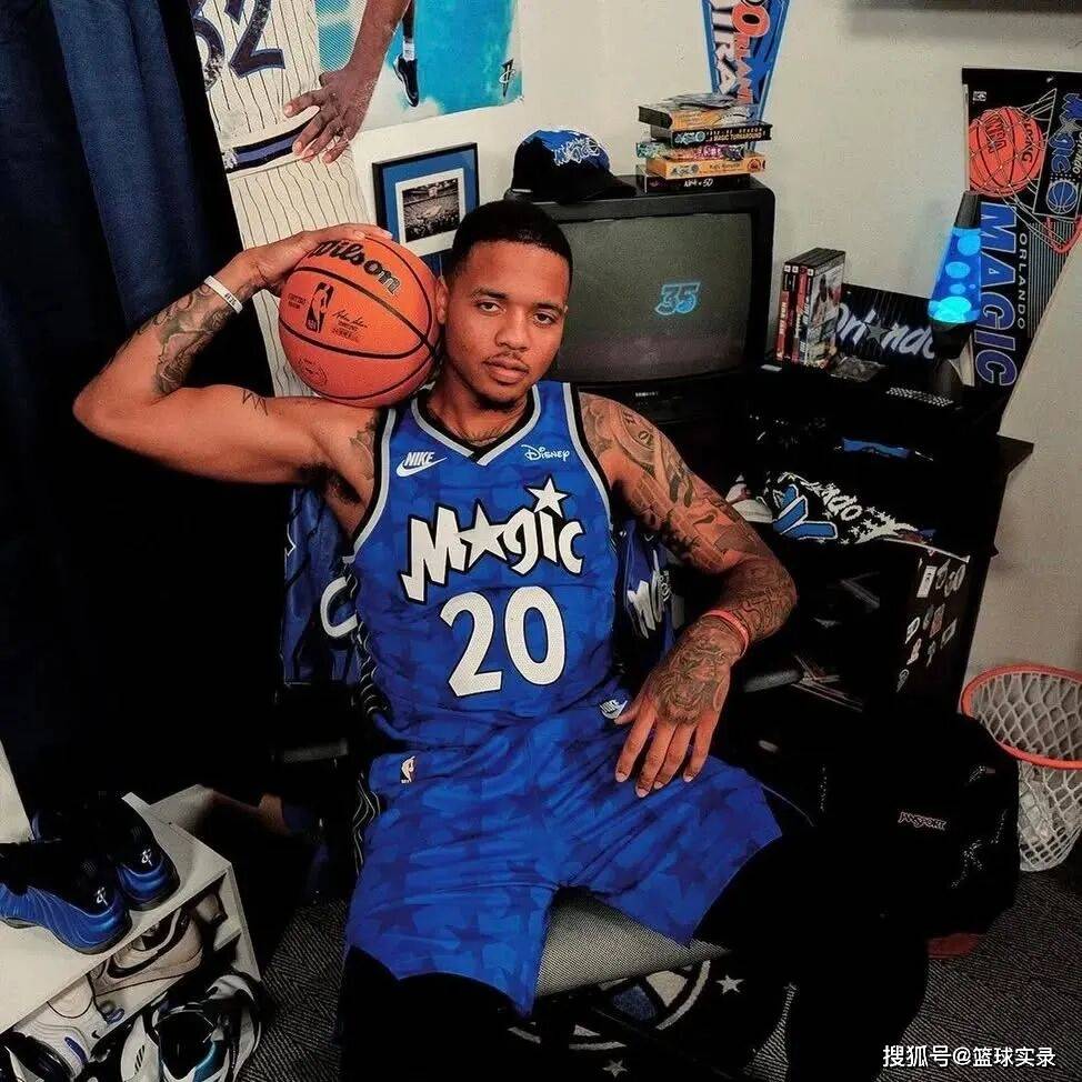 彻底没球打了!富尔茨还能重返NBA吗?