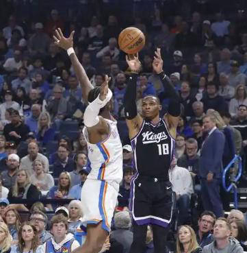 NBA明日赛程预览：国王对阵雄鹿，火箭迎战凱(kǎi)尔特人