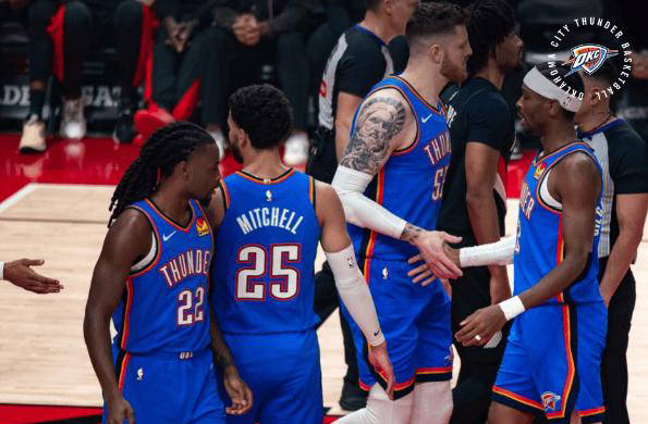 卫冕冠军惨遭爆冷，西部黑马崭露头角(jiǎo)，NBA格局生变