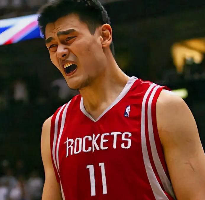 姚明未能进入NBA75大巨星榜单确实遗憾,但他的荣耀不可忽视