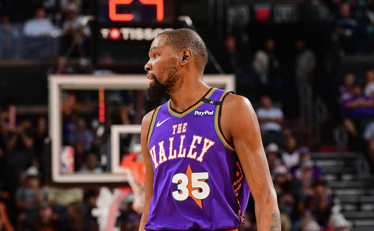 杜兰特亮相休斯顿,火箭队备战新赛季