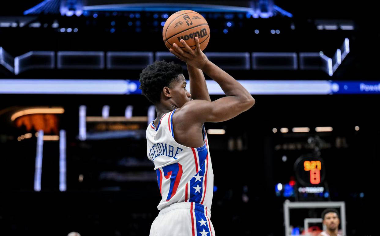 詹姆斯下放G联赛，快船遭重创！NBA最佳新秀榜更新