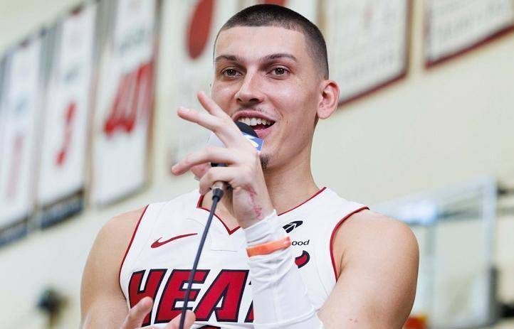 场均能砍下24.2分、11.6次助攻,NBA最被高估球星出炉,你失策了